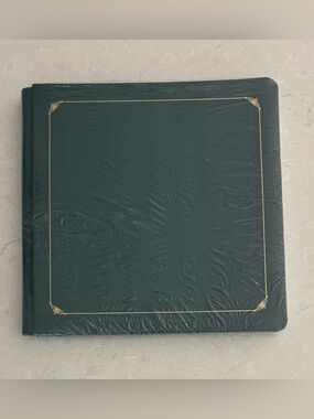 Creative Memories 12X12 Green Photo Album with Gold Accents
